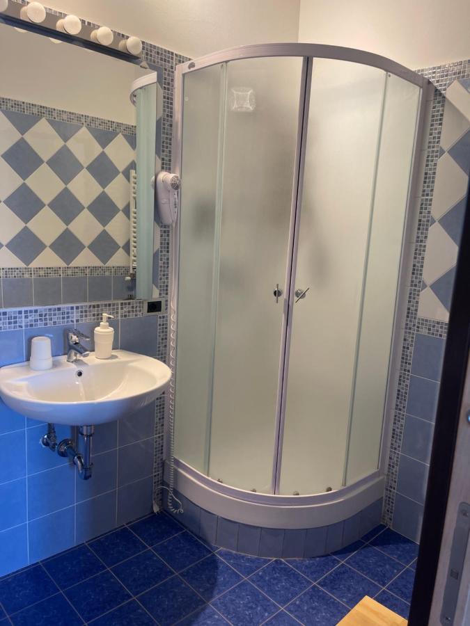 كاستيلنووفو تْشيلينتو B&B Dell'Infopoint-La Via Silente المظهر الخارجي الصورة