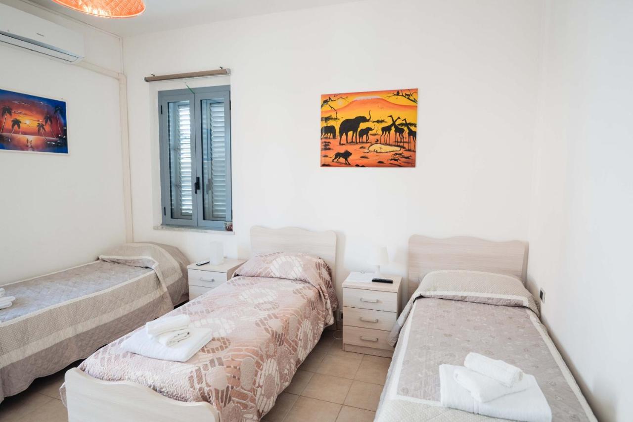 كاستيلنووفو تْشيلينتو B&B Dell'Infopoint-La Via Silente المظهر الخارجي الصورة