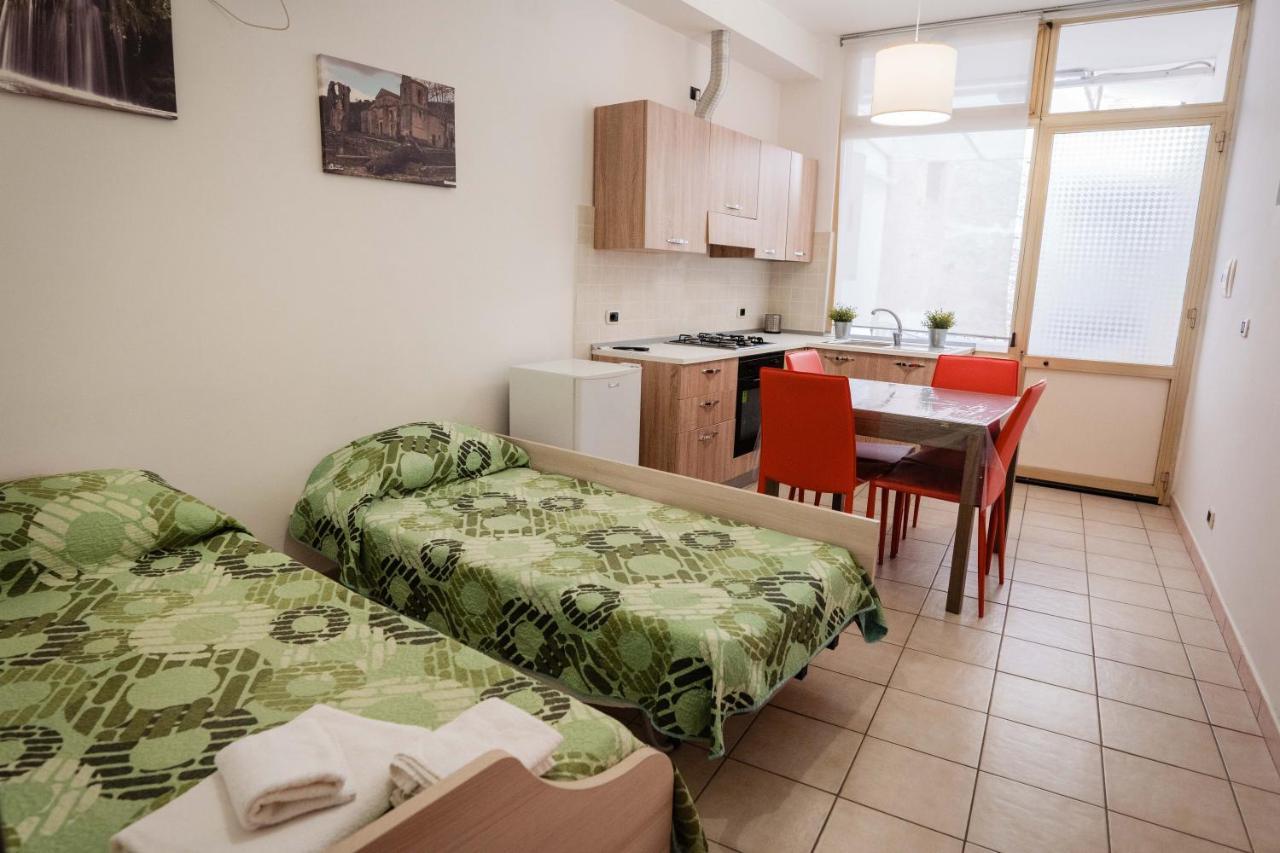 كاستيلنووفو تْشيلينتو B&B Dell'Infopoint-La Via Silente المظهر الخارجي الصورة