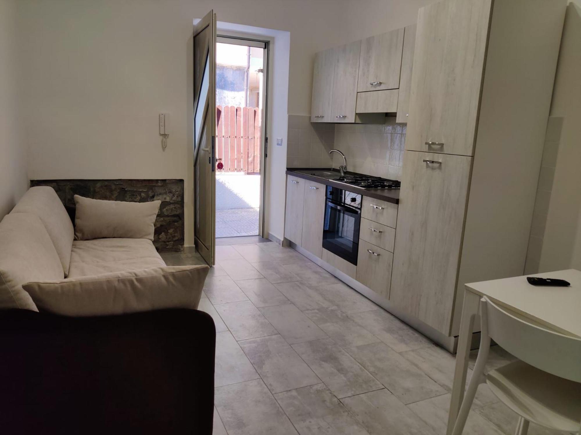 كاستيلنووفو تْشيلينتو B&B Dell'Infopoint-La Via Silente المظهر الخارجي الصورة